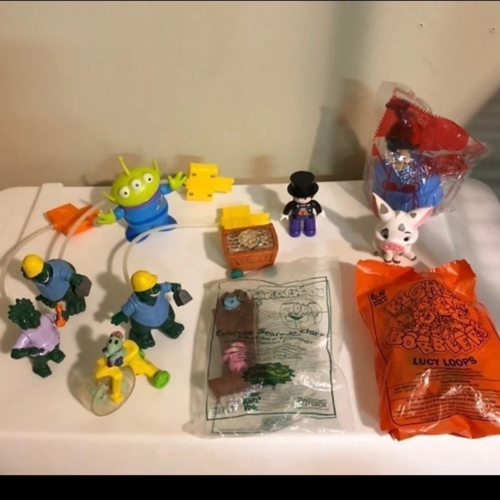 Collectible toys  from various fast food establishments